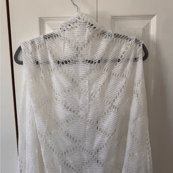 White Fringe Open Knit Lace Shawl Vest No Size See pics for measurements Boho - Picture 6 of 11